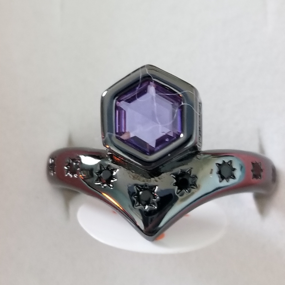 BLACK ONYX & AMETHYST RING